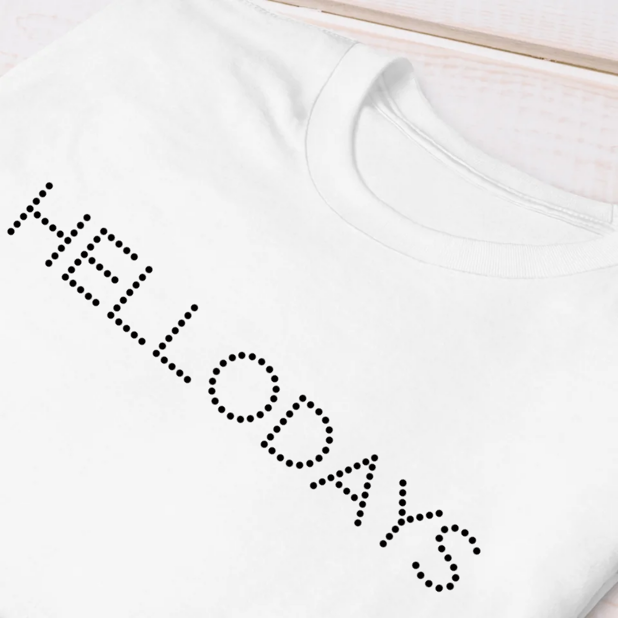 ロゴプリント半袖Tシャツ　ドット文字