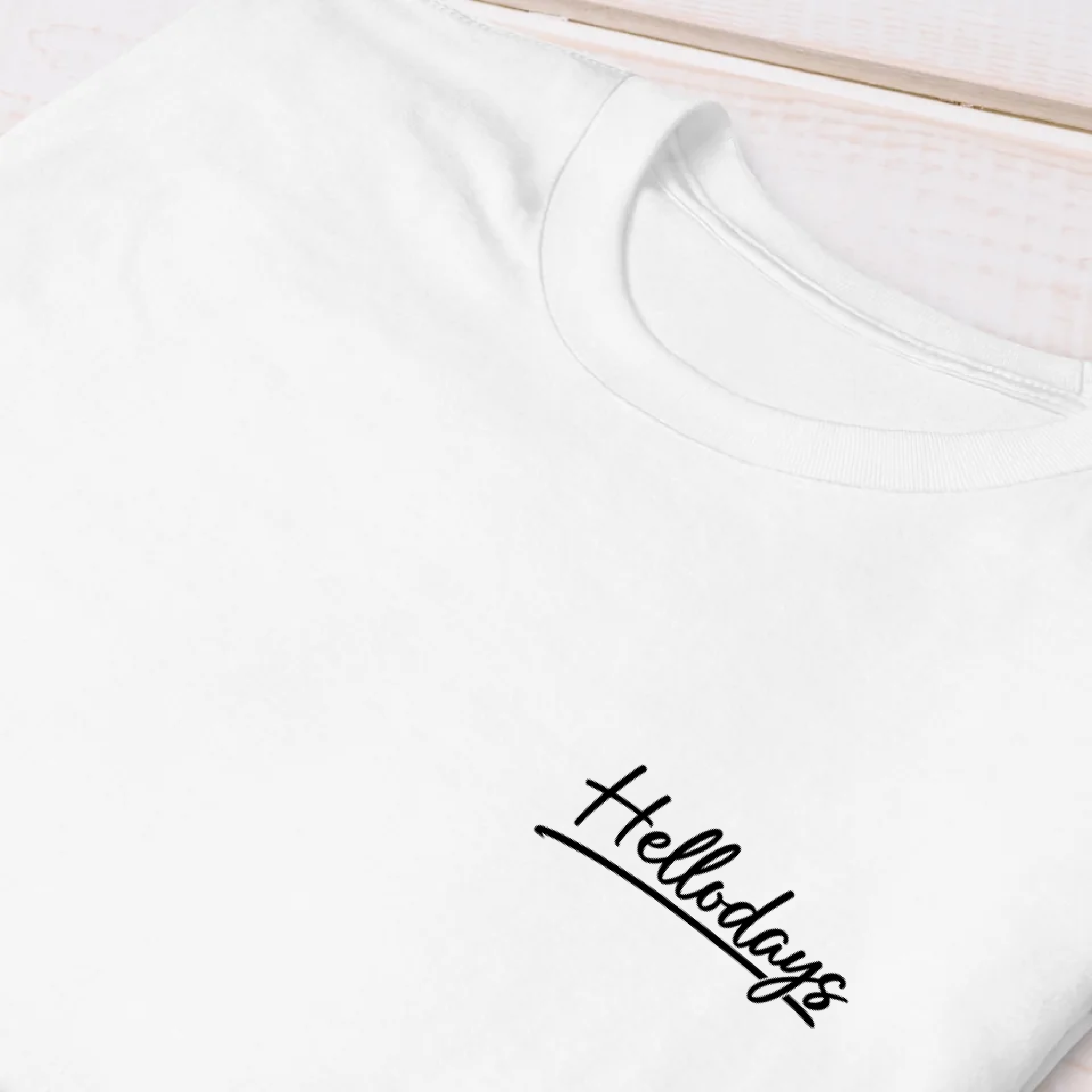 ロゴプリント半袖Tシャツ　ワンポイント